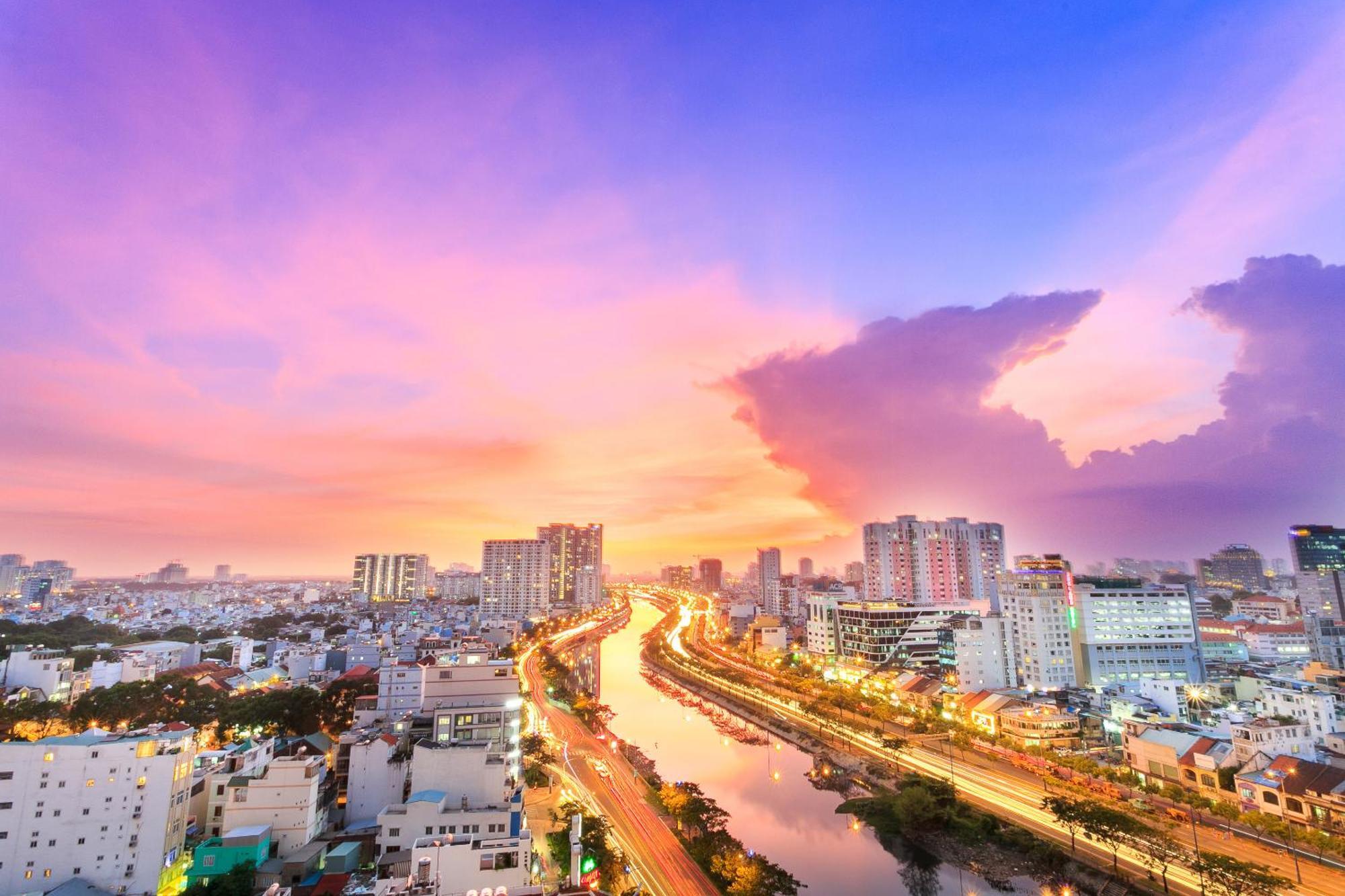 Rem Rivergate Garden Pool Signature - Free 4g Sim For 3 Nights * Hô Chi Minh-Ville